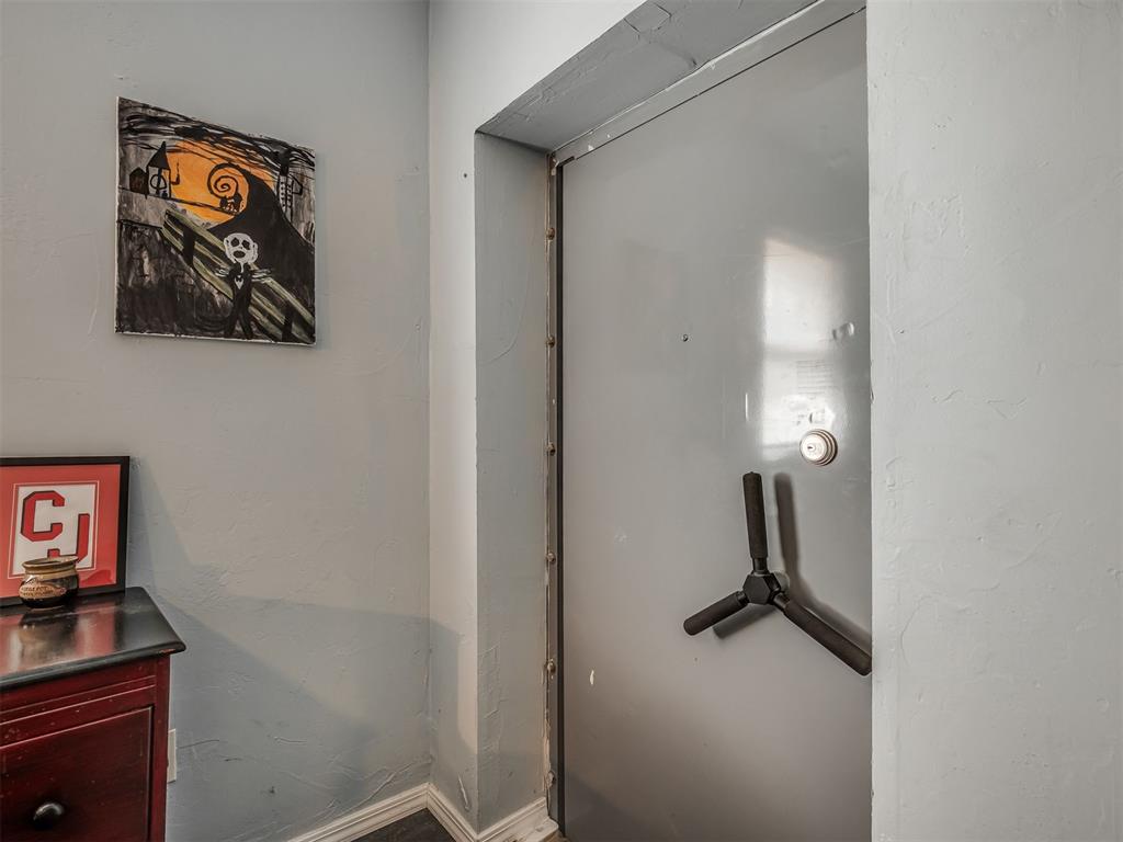 1812 Wehr Drive Property Photo 19