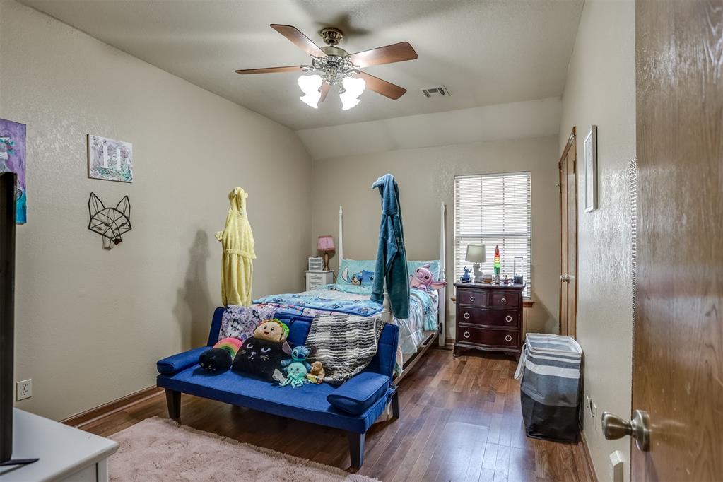 9925 Fox Fair Hollow Property Photo 21