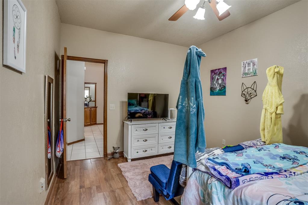 9925 Fox Fair Hollow Property Photo 22