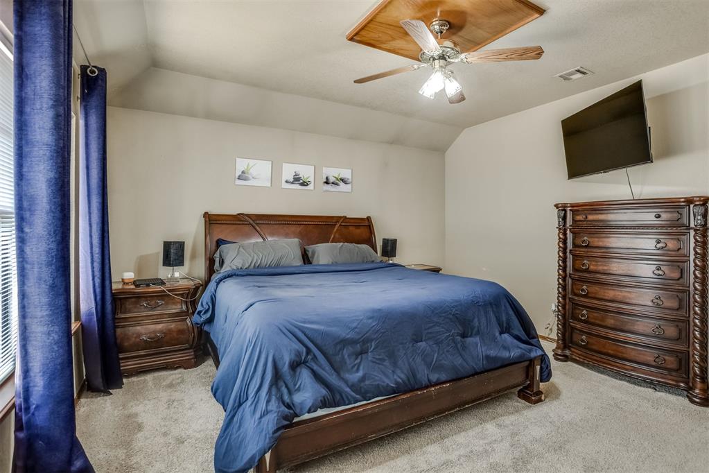 9925 Fox Fair Hollow Property Photo 28
