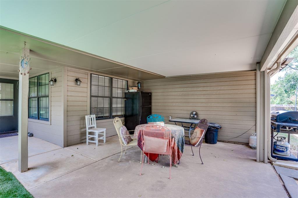 9925 Fox Fair Hollow Property Photo 33