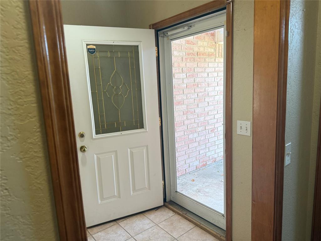 5812 Se 9th Street Property Photo 2