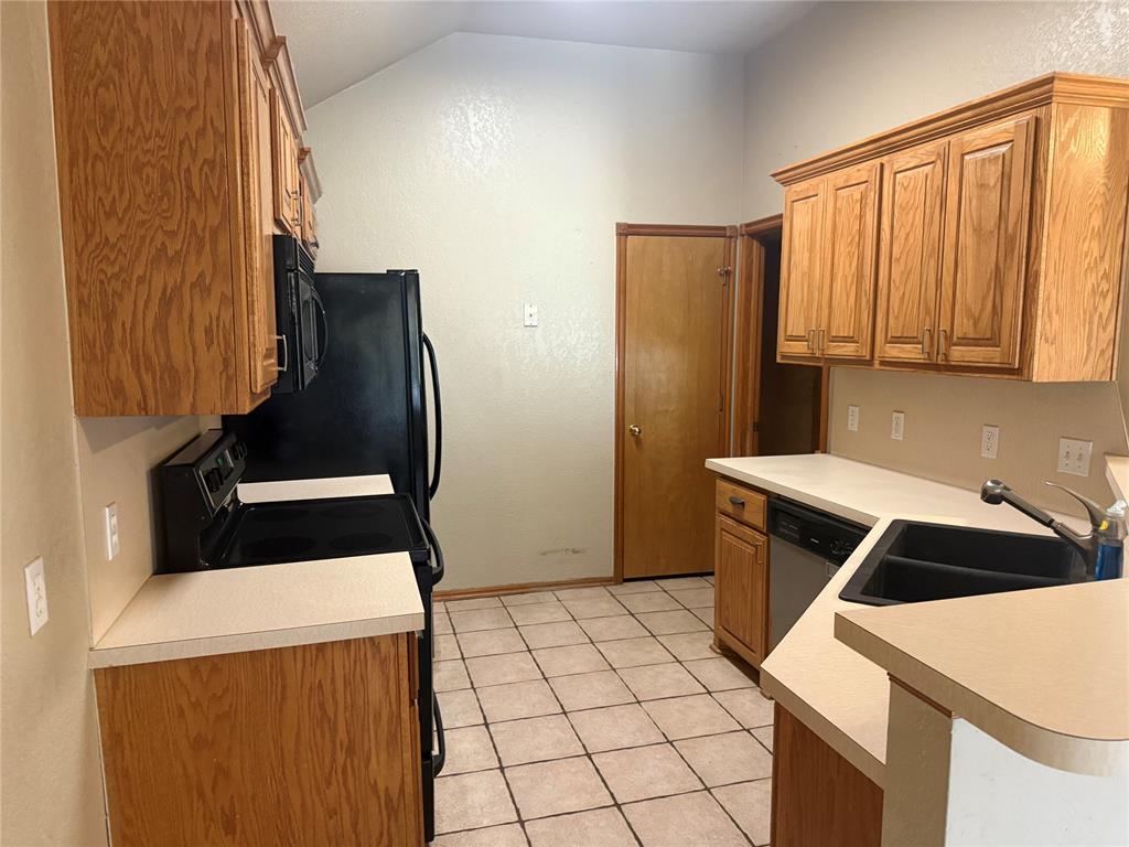 5812 Se 9th Street Property Photo 7