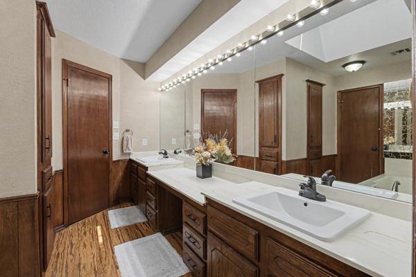 6117 W Gun Hill Way Property Photo 10