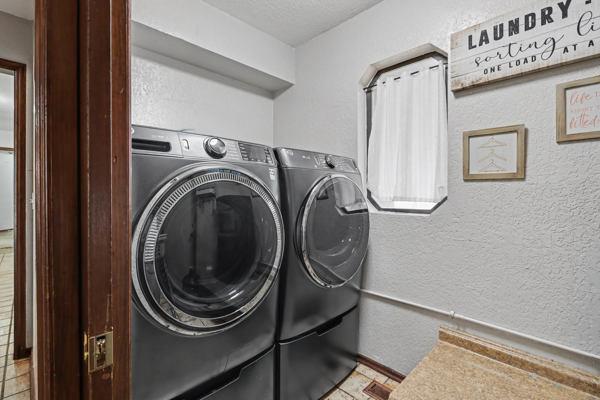 6117 W Gun Hill Way Property Photo 29