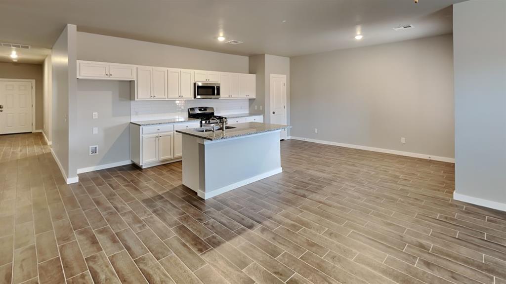 12405 Aldrin Way Property Photo 9