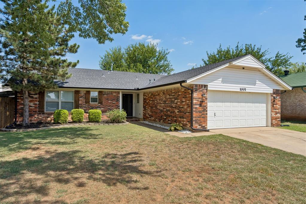 1001 Apollo Circle Property Photo 2