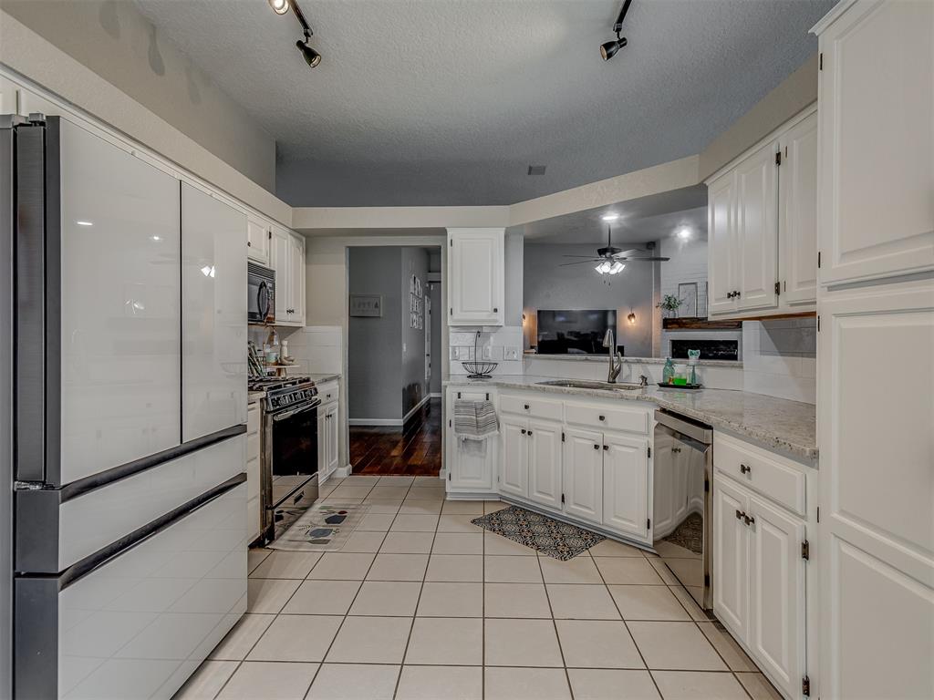 1617 Pinnacle Lane Property Photo 4