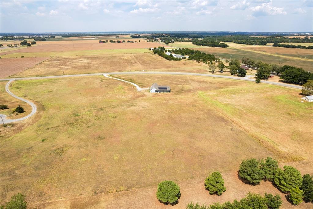 1244893 Property Photo 2