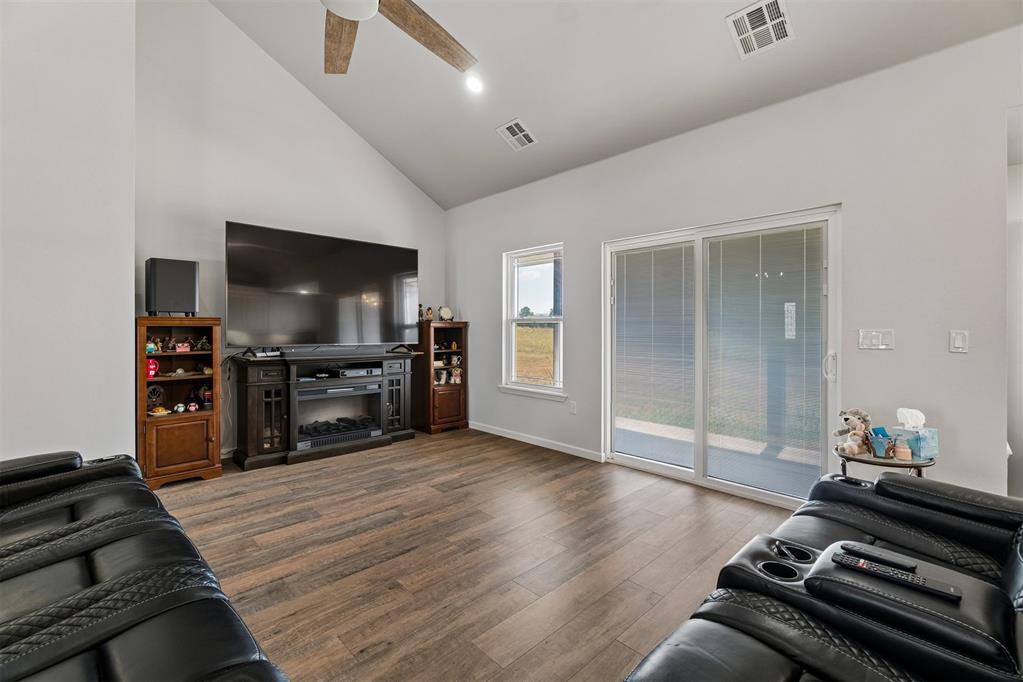 1244893 Property Photo 13