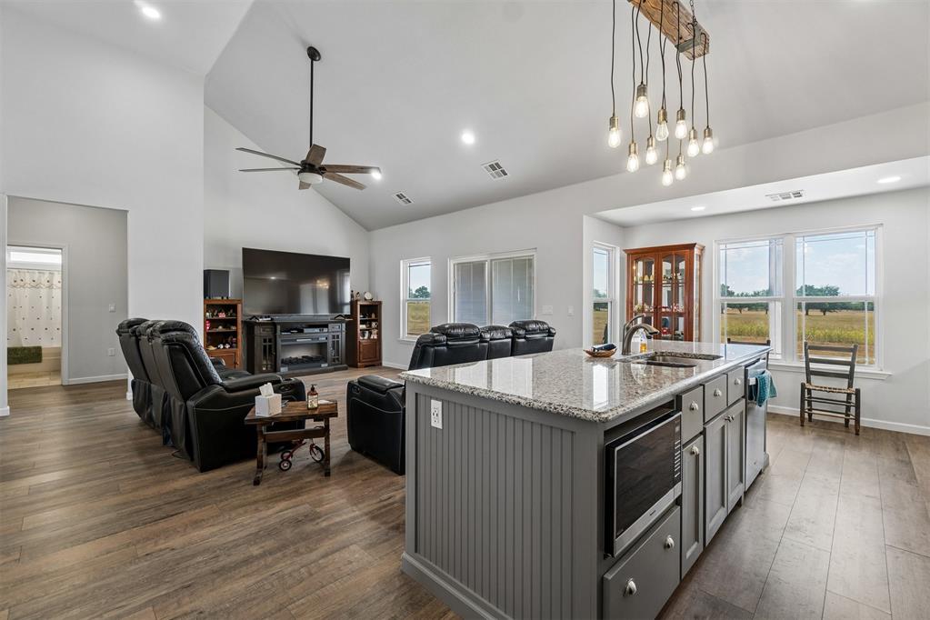 1244893 Property Photo 17