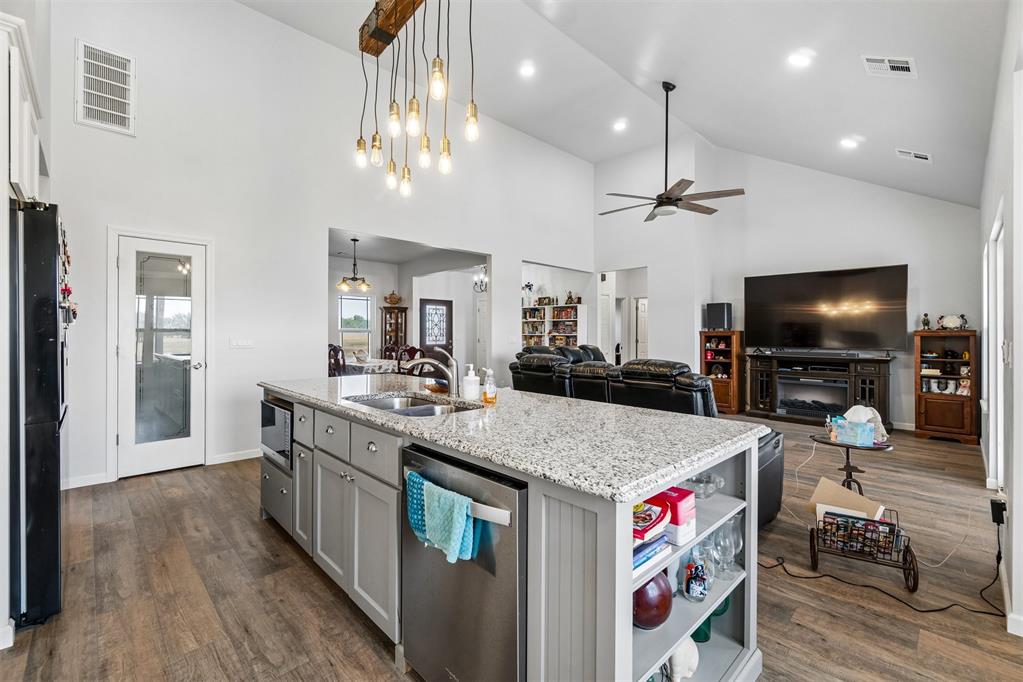 1244893 Property Photo 18
