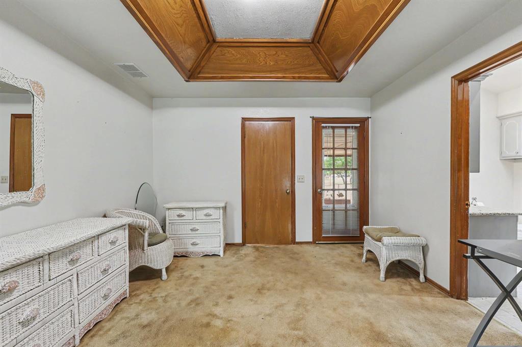 1611 N Orchard Terrace Property Photo 18