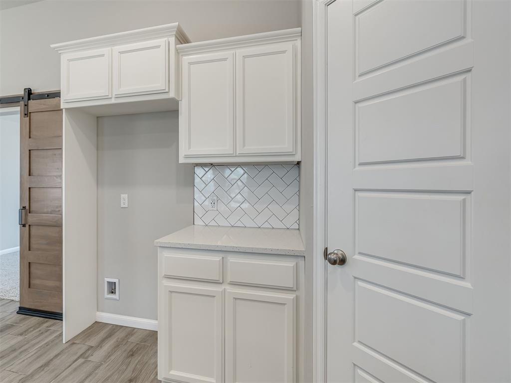2217 Arcady Avenue Property Photo 10