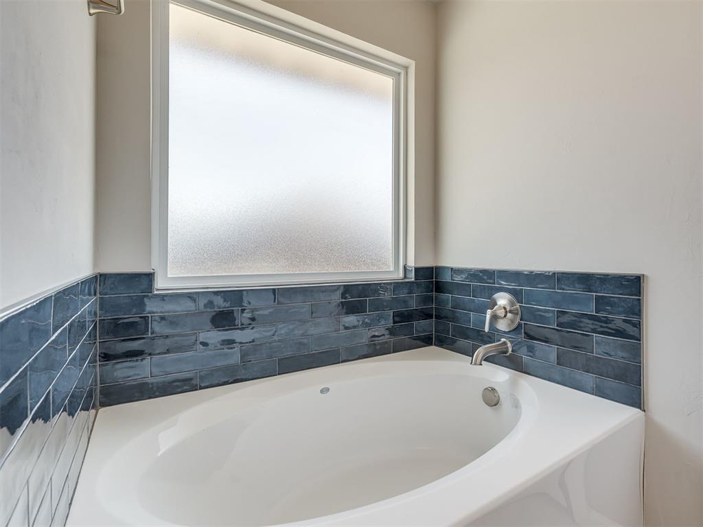 2217 Arcady Avenue Property Photo 19