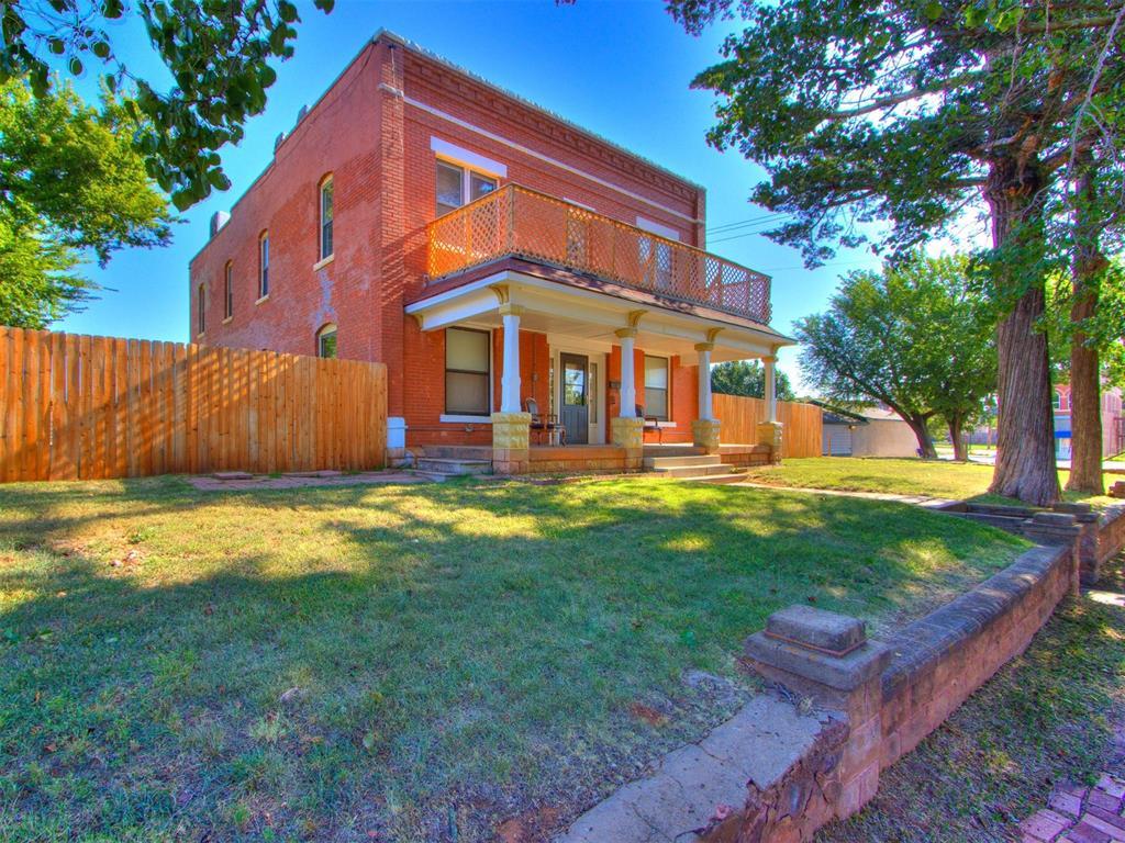 316 W Vilas Avenue Property Photo 3