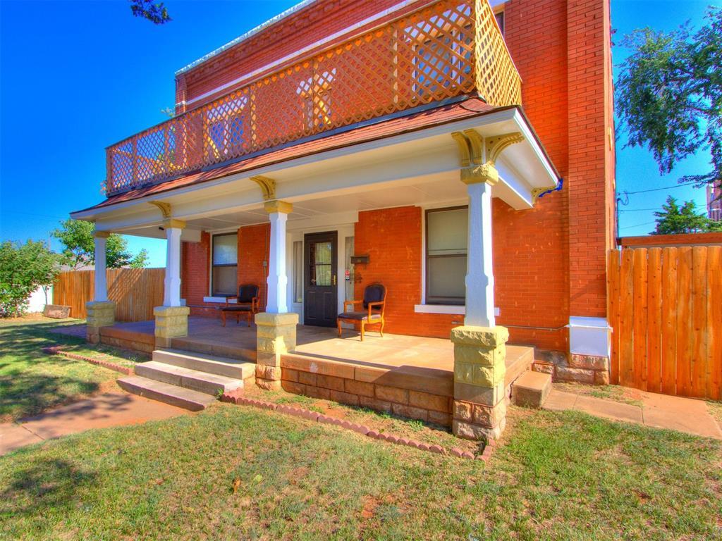 316 W Vilas Avenue Property Photo 4
