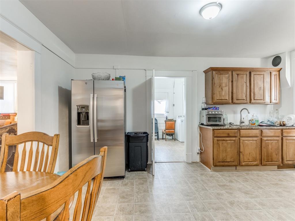 316 W Vilas Avenue Property Photo 10