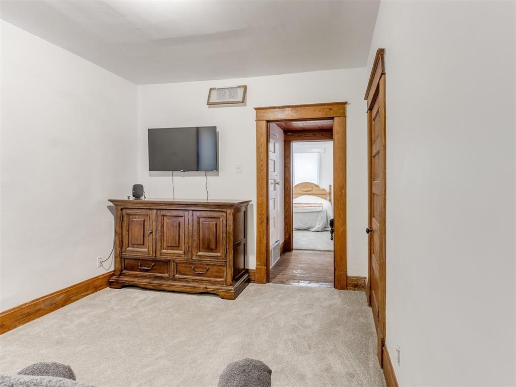316 W Vilas Avenue Property Photo 32