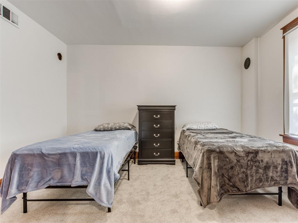 316 W Vilas Avenue Property Photo 38