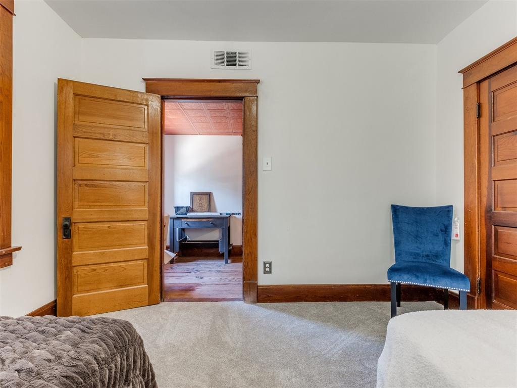 316 W Vilas Avenue Property Photo 45