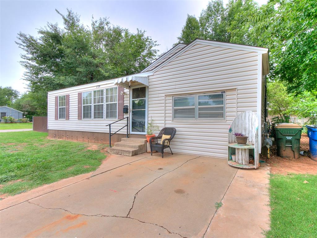 1244910 Property Photo 3