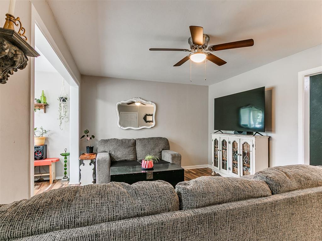 1244910 Property Photo 9