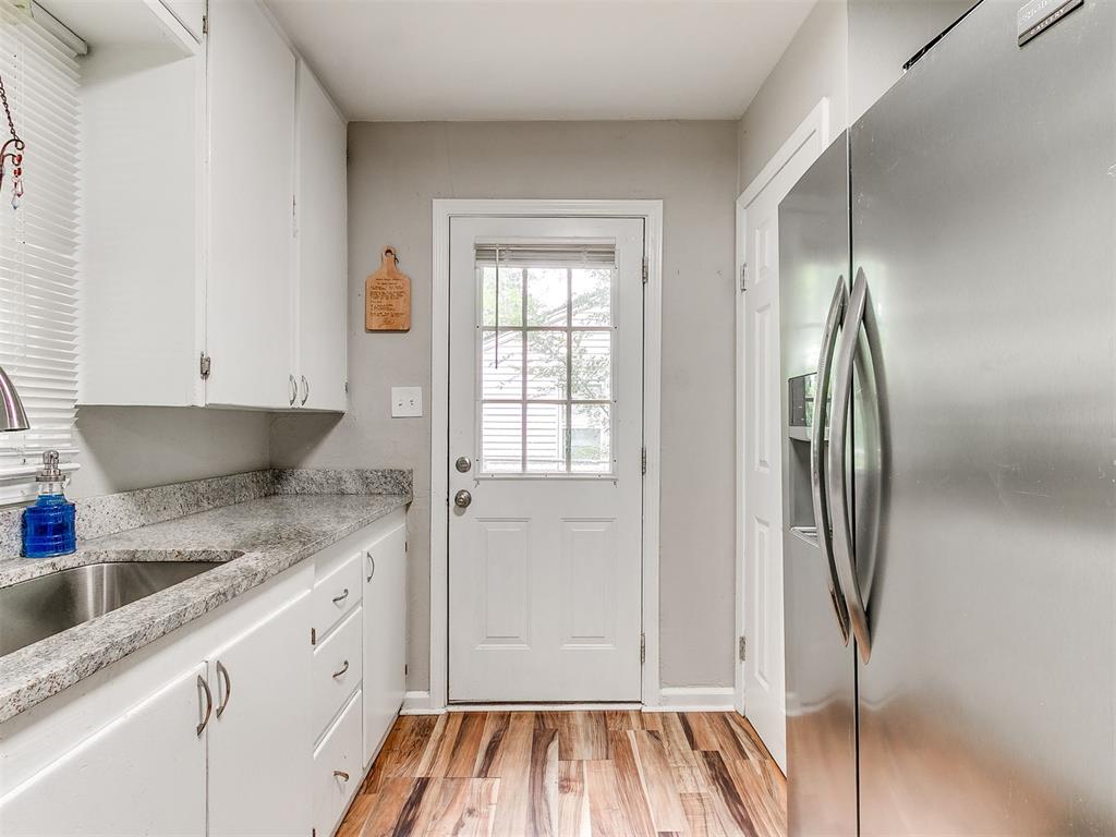 1244910 Property Photo 27