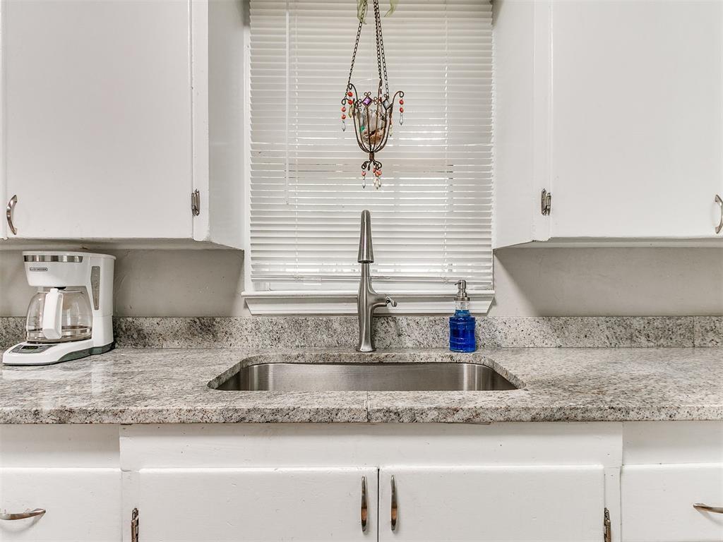 1244910 Property Photo 28