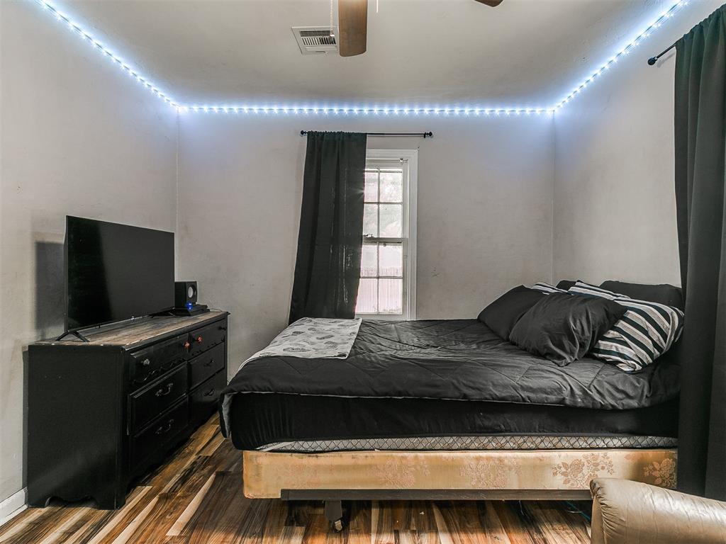 1244910 Property Photo 35