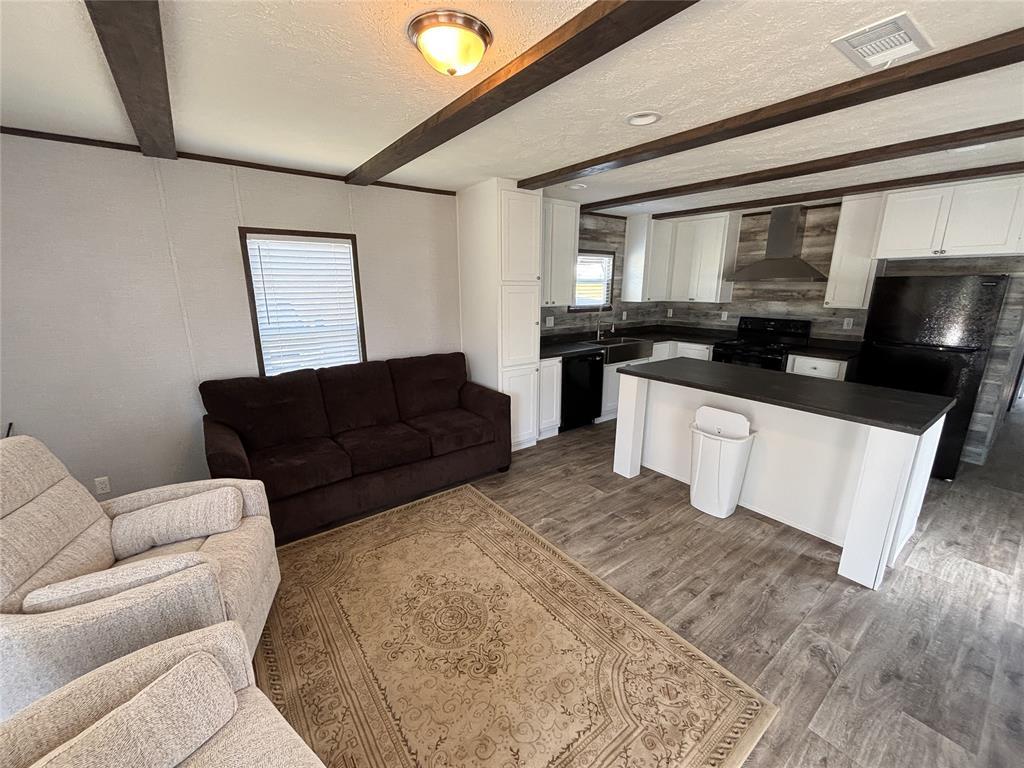 16465 E Industrial Road Property Photo 11