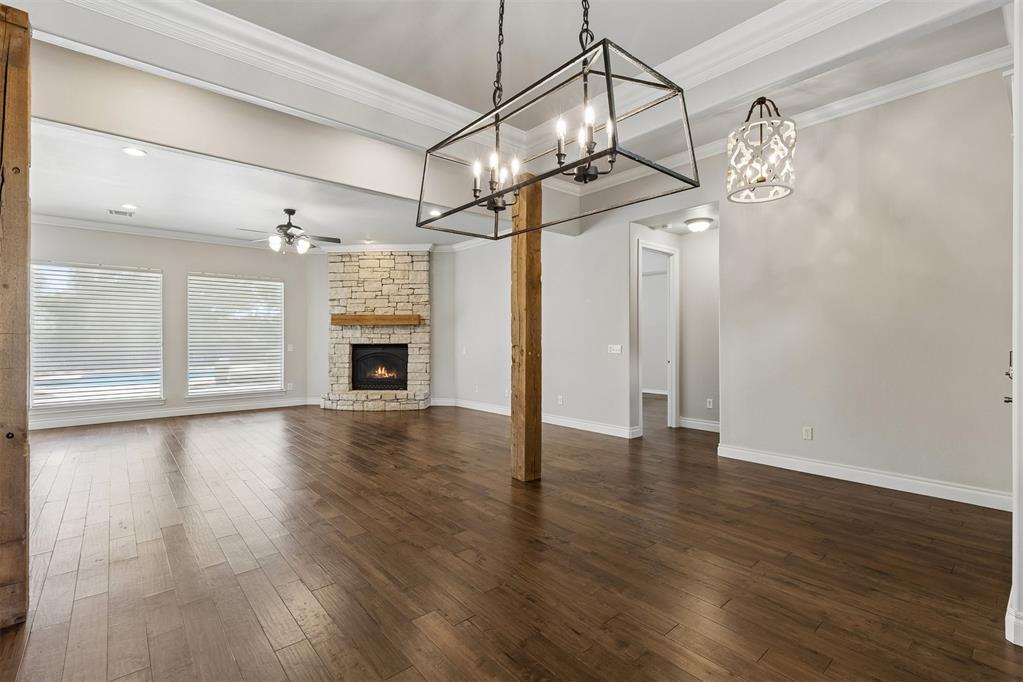 1300 Redbud Court Property Photo 6