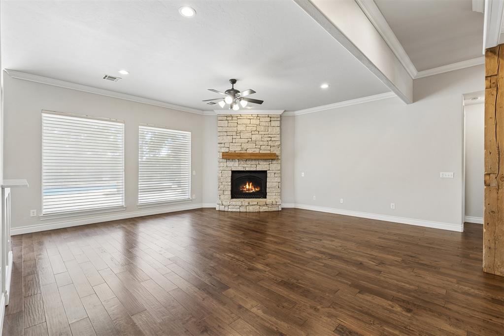 1300 Redbud Court Property Photo 7