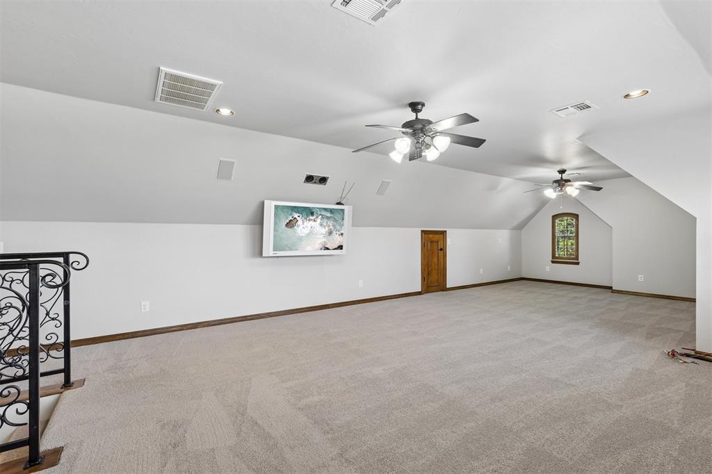 1300 Redbud Court Property Photo 29