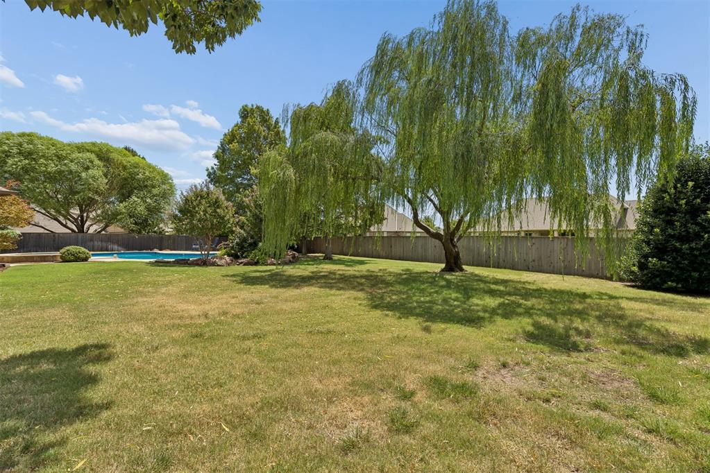1300 Redbud Court Property Photo 33