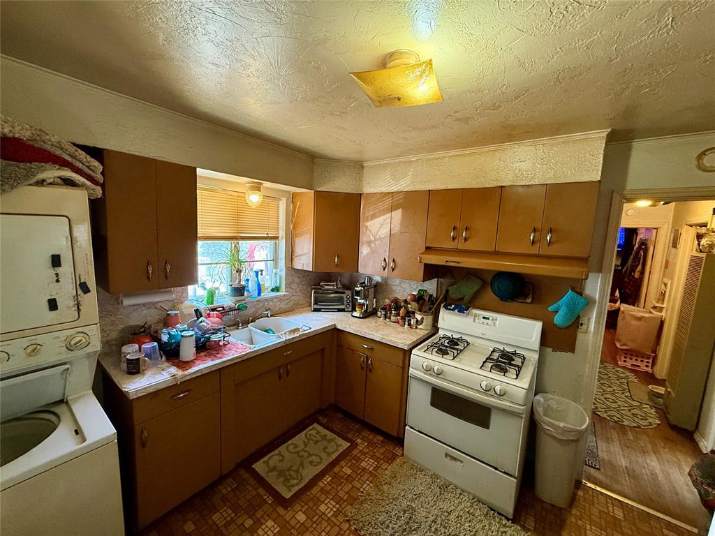 4219 Nw 14th Street Property Photo 4