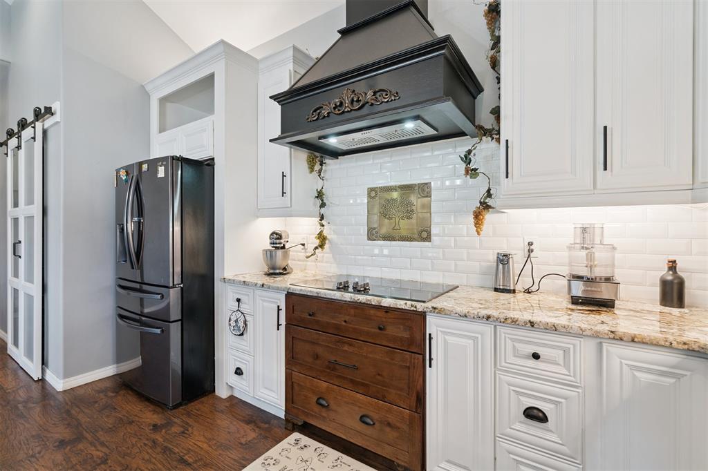 26115 Lazy D Drive Property Photo 10