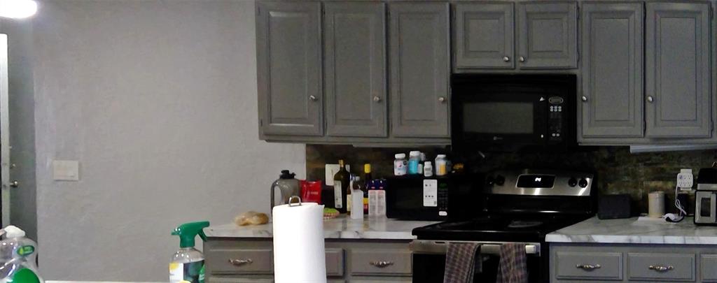 1700 Lionsgate Circle Property Photo 3