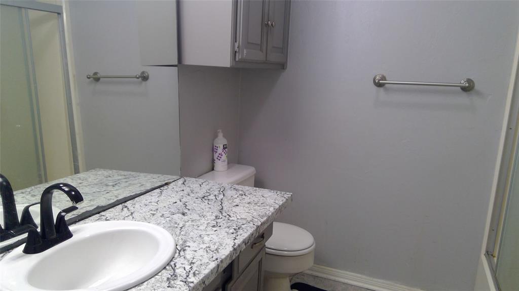 1700 Lionsgate Circle Property Photo 13