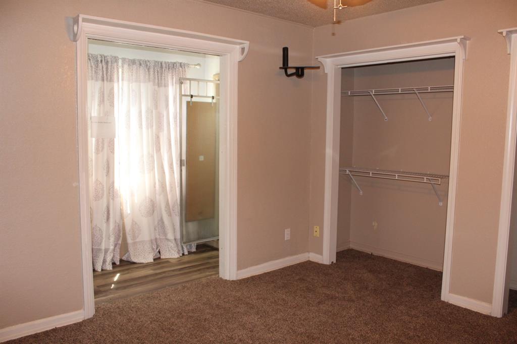 200 E Marshall Drive Property Photo 18