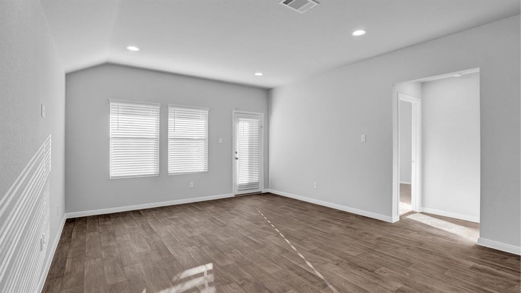 10525 Red Thistle Drive Property Photo 3