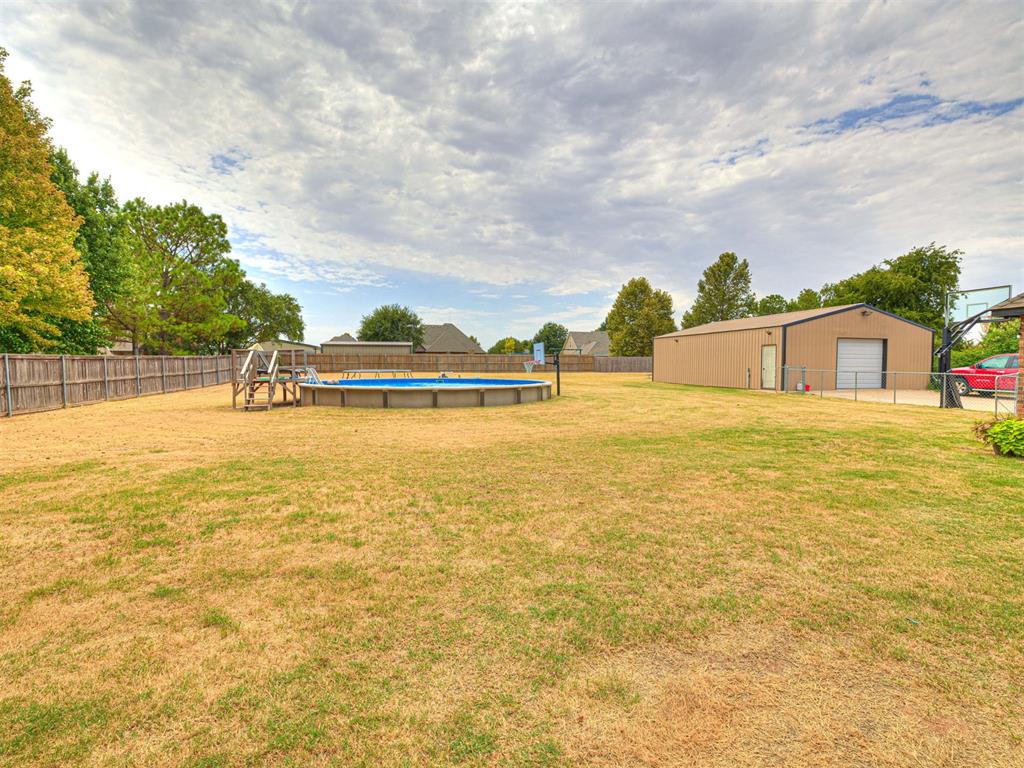 4608 Shoreside Drive Property Photo 16