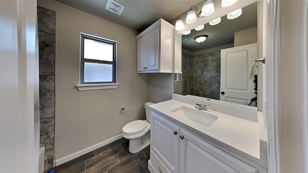 10520 Nw 41st Street Property Photo 15