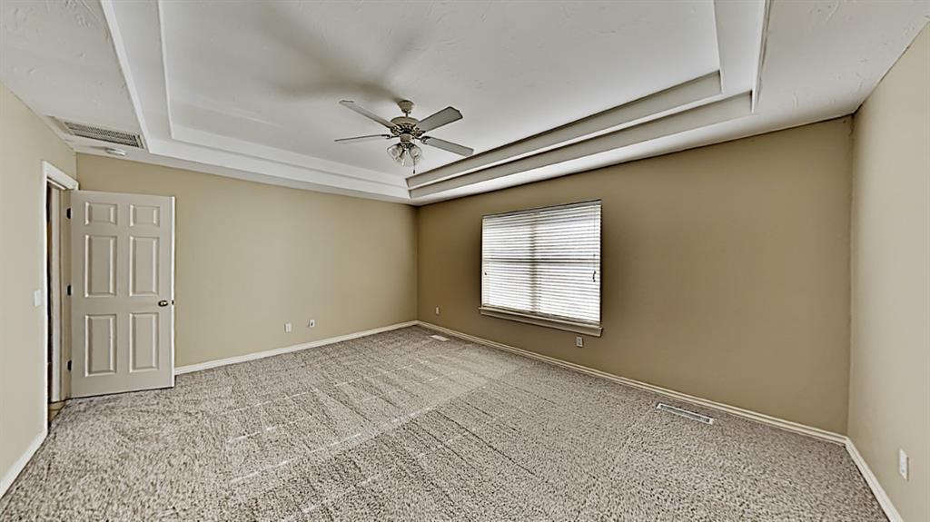 6808 Sandlewood Drive Property Photo 14