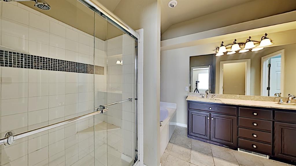 6808 Sandlewood Drive Property Photo 17