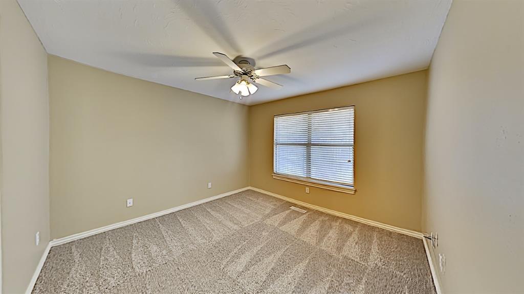 6808 Sandlewood Drive Property Photo 20