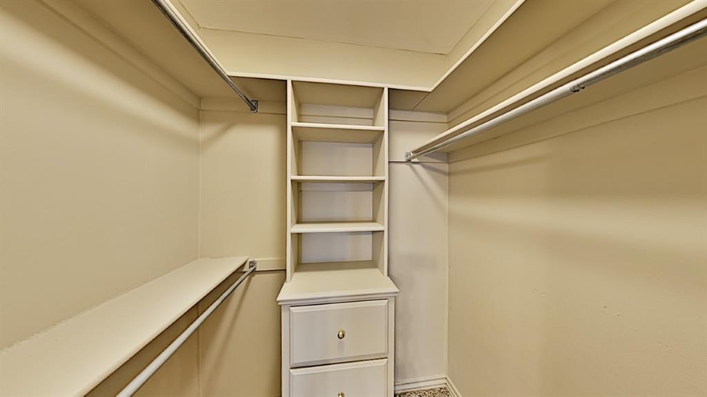 6808 Sandlewood Drive Property Photo 24