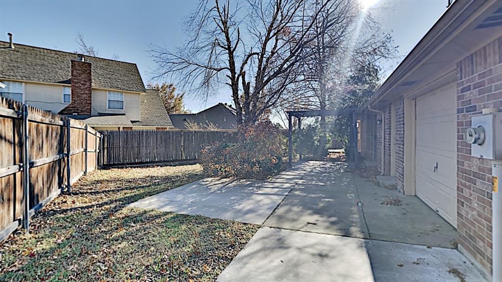 6808 Sandlewood Drive Property Photo 26