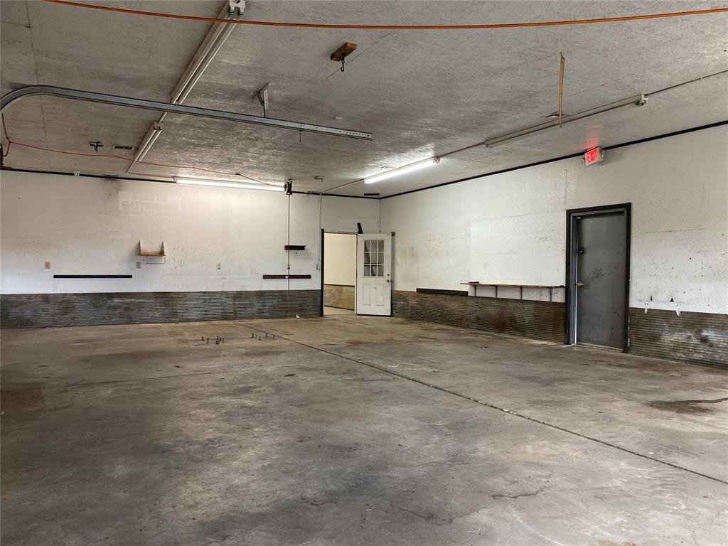 13433 Nw Expressway Property Photo 18