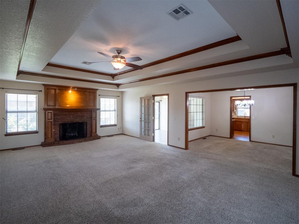 11221 Kingsgate Drive Property Photo 9